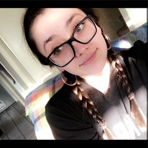 Meet your Posher, Britt